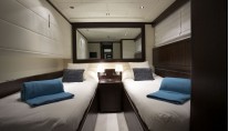 L ESPERANCE -  Twin Cabin